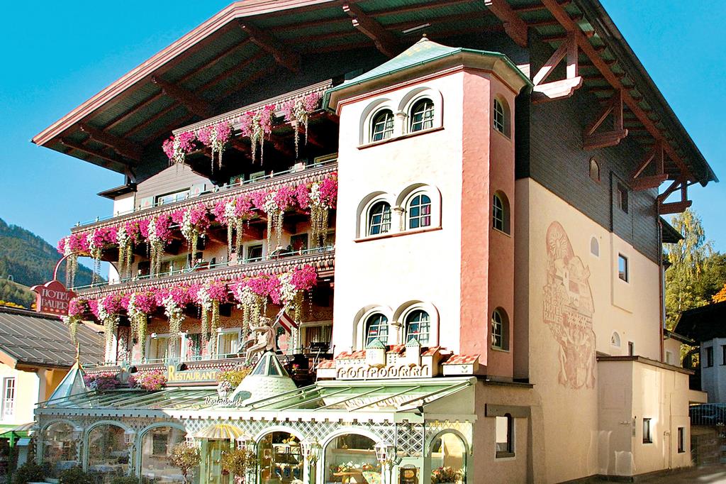 318FEBC46F3BBBFFB245230C490D8381