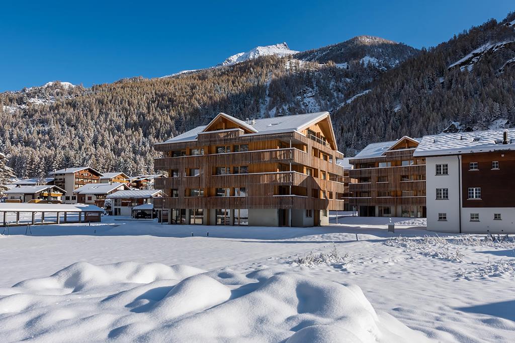 81DA3ABC265E1F3A2B6438D1E668DACE