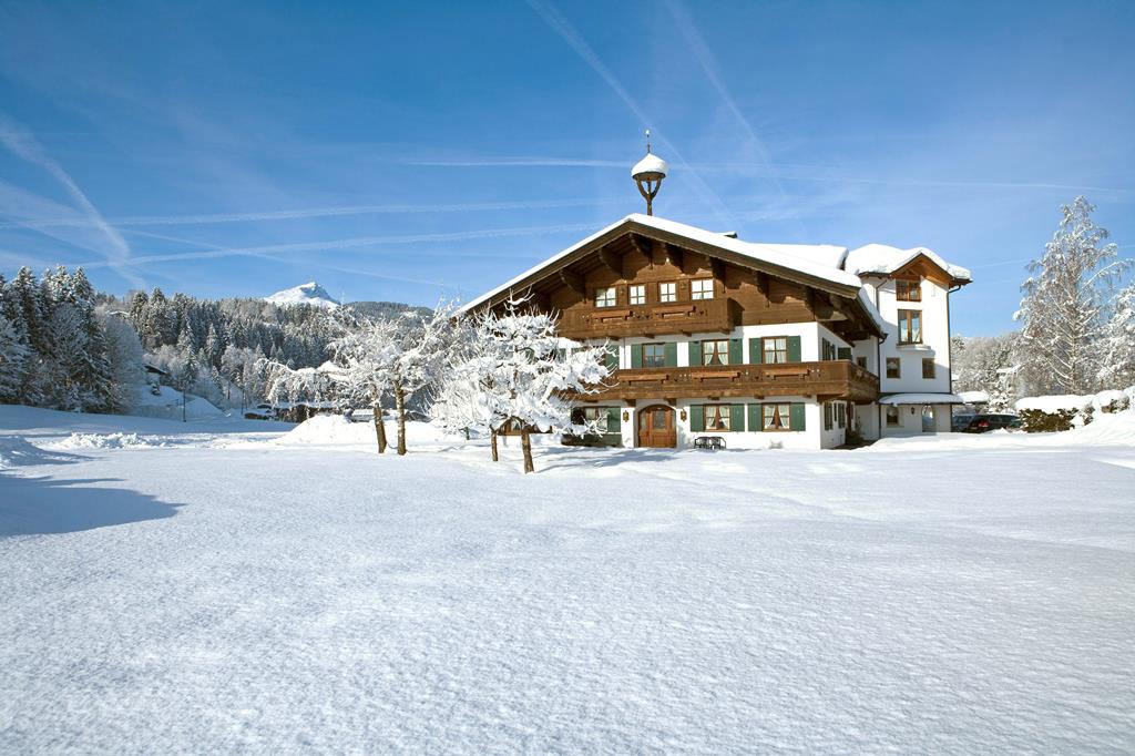 2960F5863F89CA148A4F45B6E525BFE3