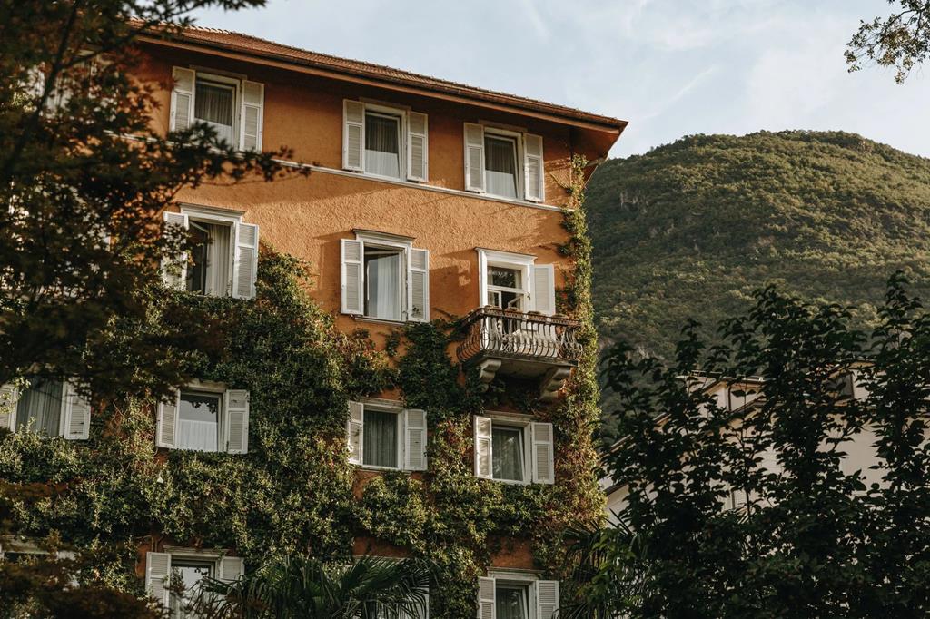 3B0366642A975771A045914A11909894