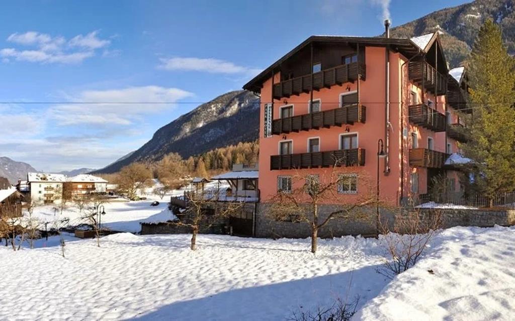 3CFDDCBFACC65C7F1DAFB133ED4F38DA